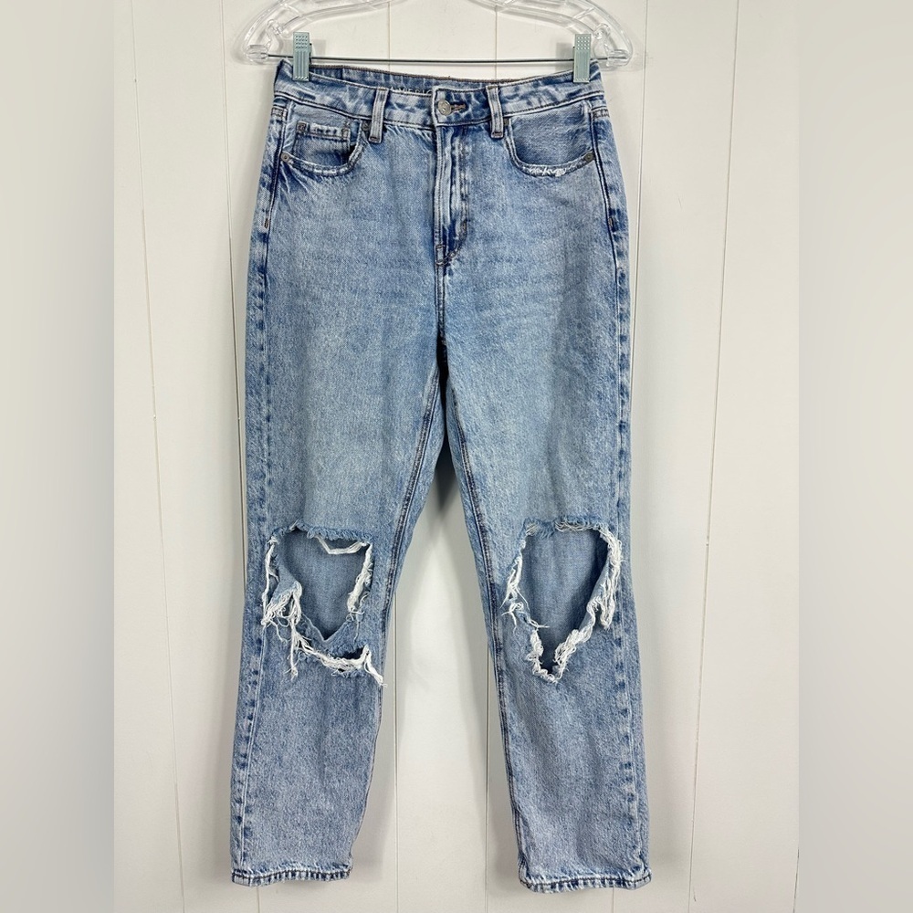 American Eagle Mom Straight Jean Womens Size 4 Destroyed Light Wash Denim